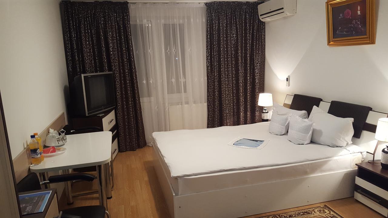 Hotel Confort Drochia Экстерьер фото